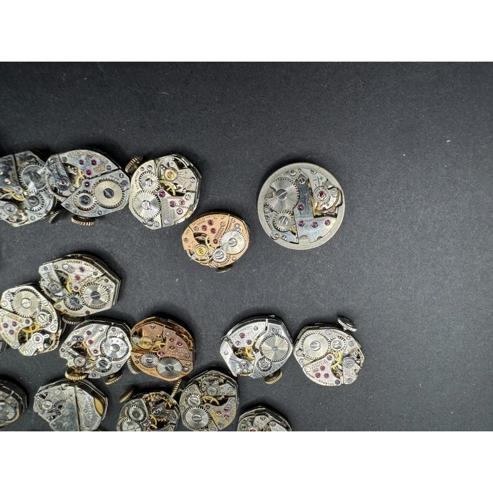 Vintage Rare Lot of 33 Automatic Movements Waltham Benrus Westfield Clinton
